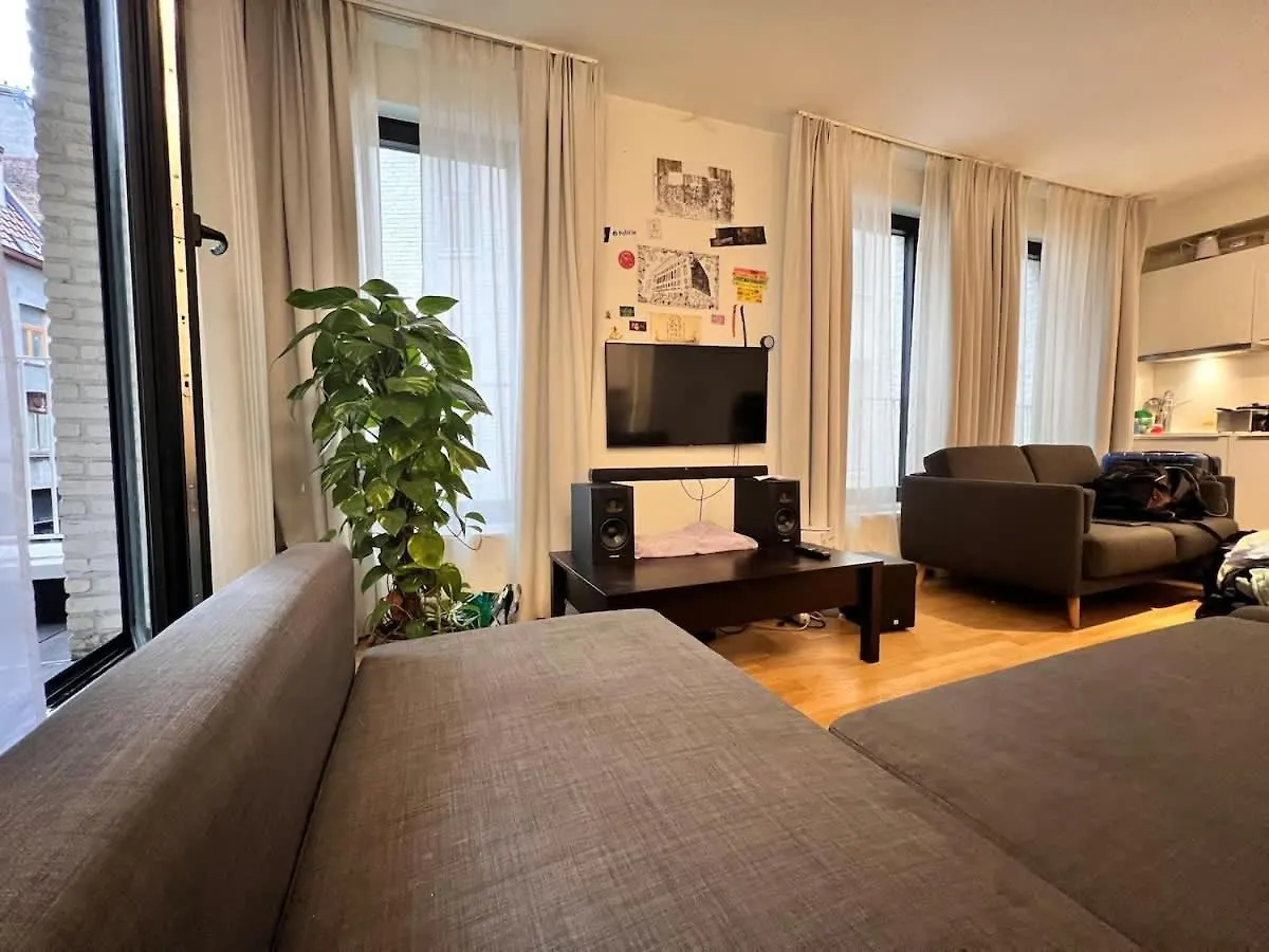 דירה Studio In Center Of בריסל